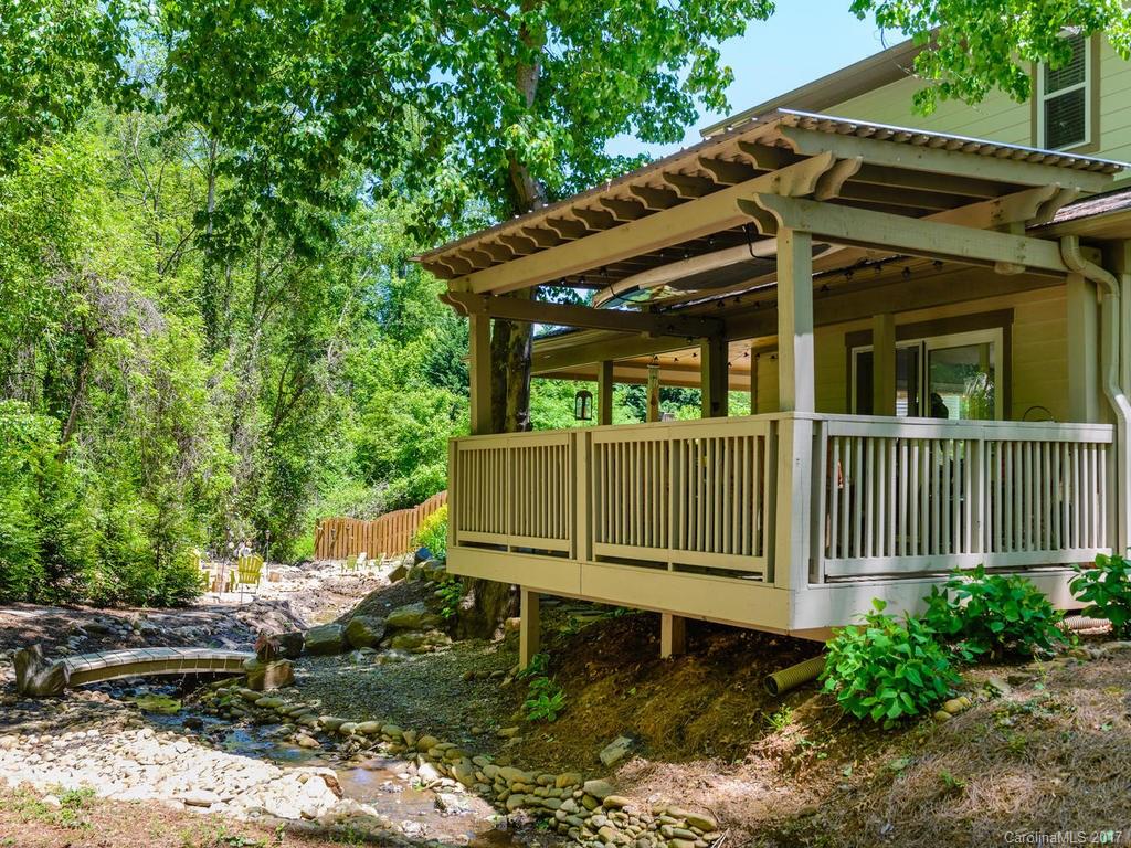 15 West End Way Asheville NC 28806