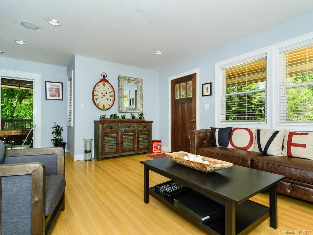 15 West End Way Asheville NC 28806