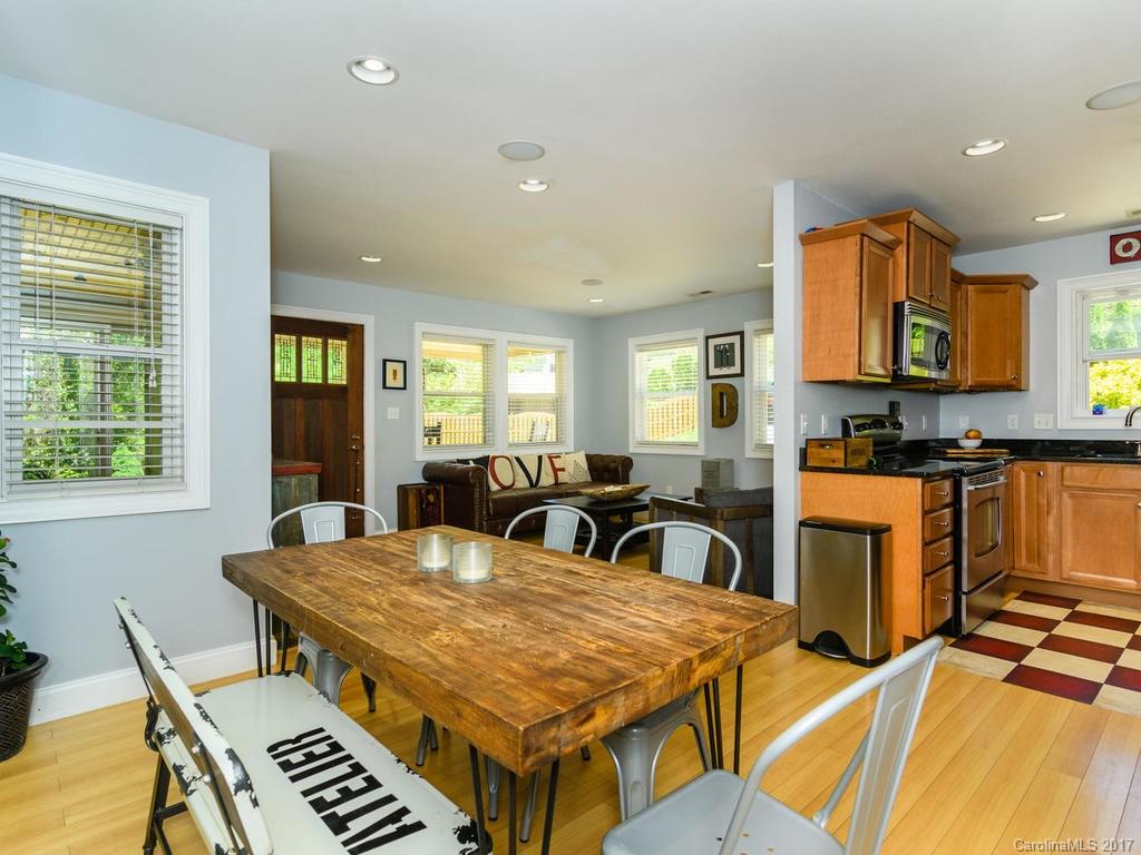 15 West End Way Asheville NC 28806