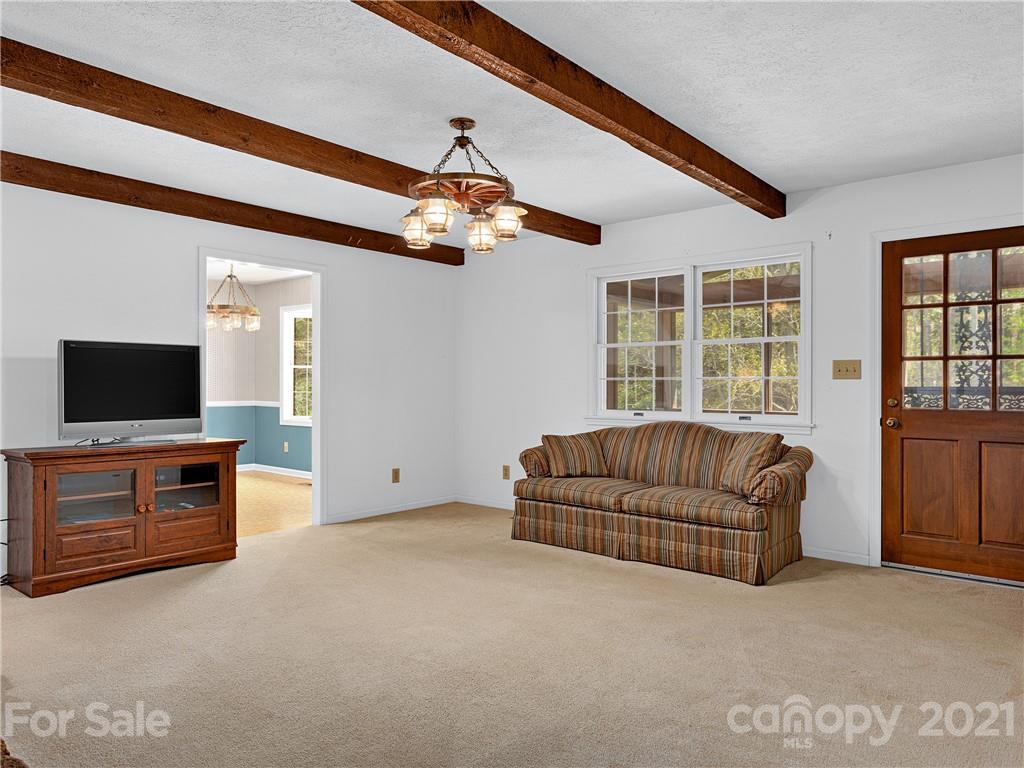 29 Braddock Way Asheville NC 28803