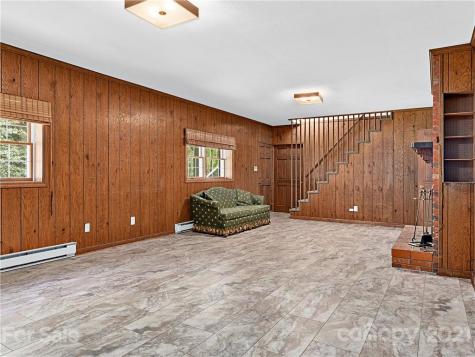 29 Braddock Way Asheville NC 28803