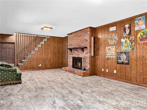 29 Braddock Way Asheville NC 28803