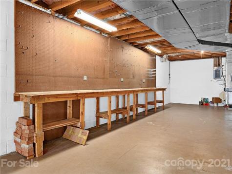 29 Braddock Way Asheville NC 28803