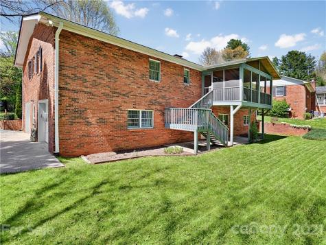 29 Braddock Way Asheville NC 28803