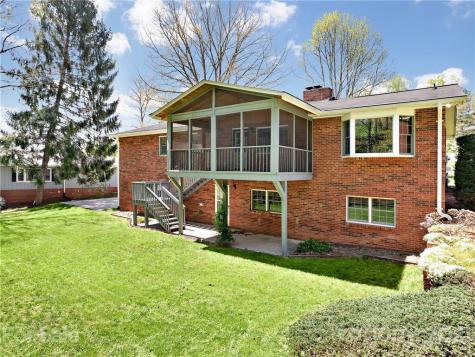 29 Braddock Way Asheville NC 28803