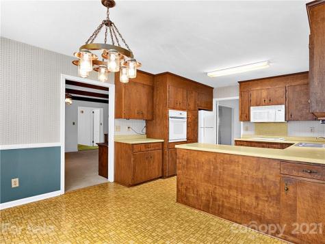 29 Braddock Way Asheville NC 28803