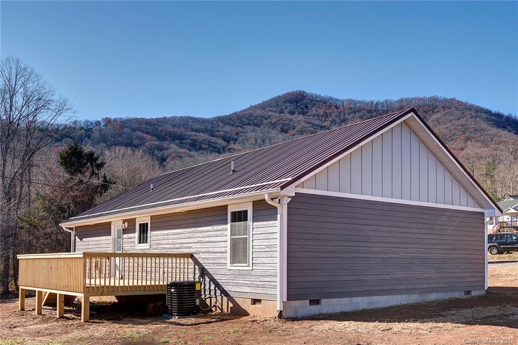 46 Harris Ridge Road Candler NC 28715