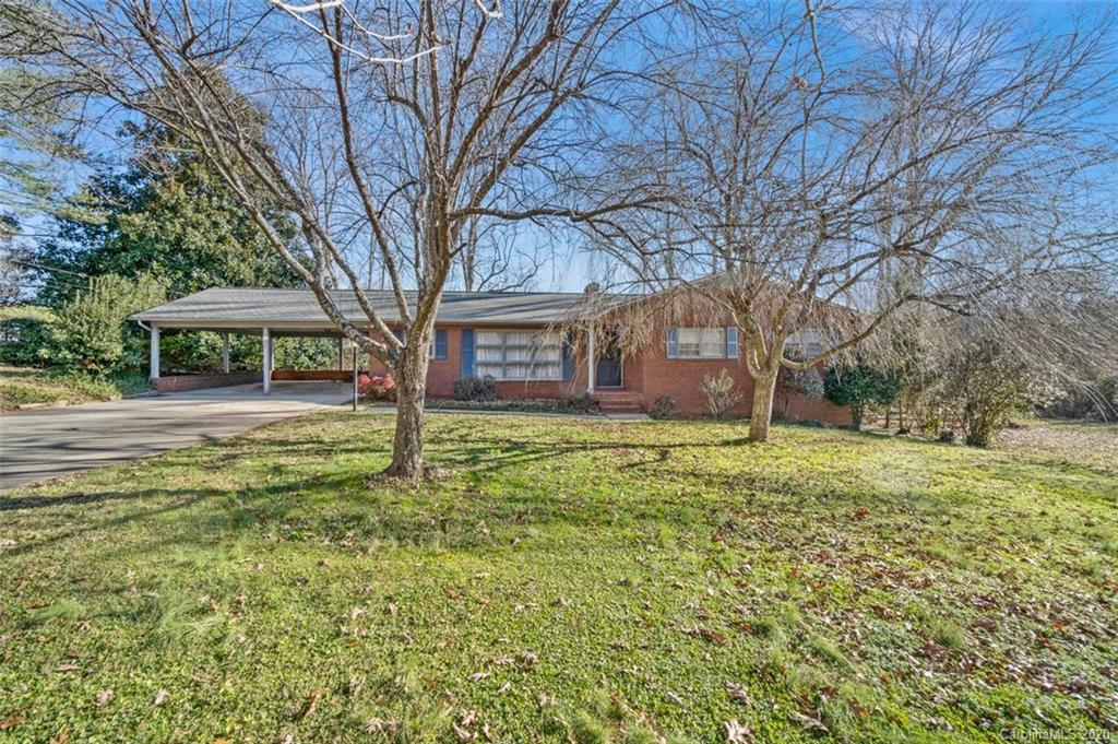 101 Brookmeade Drive Statesville NC 28625