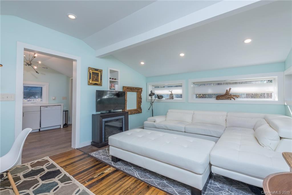 112 Byrd Road Black Mountain NC 28711