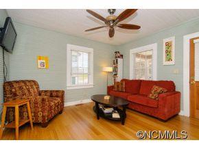 14 Roosevelt Street Asheville NC 28801