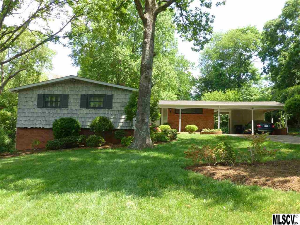 642 6th Avenue Place NW Hickory NC 28601