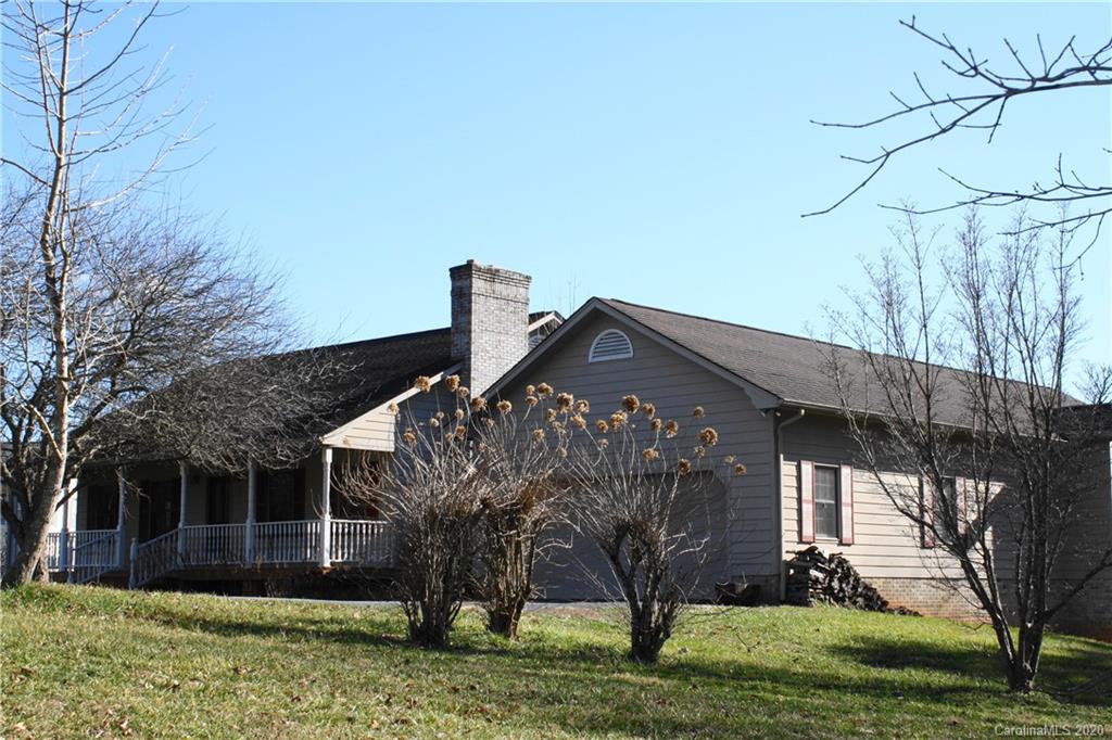 2 Hampton Lane Weaverville NC 28787