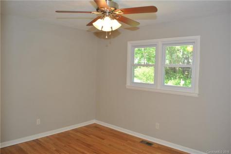 7 N Hudson Lane Fletcher NC 28732