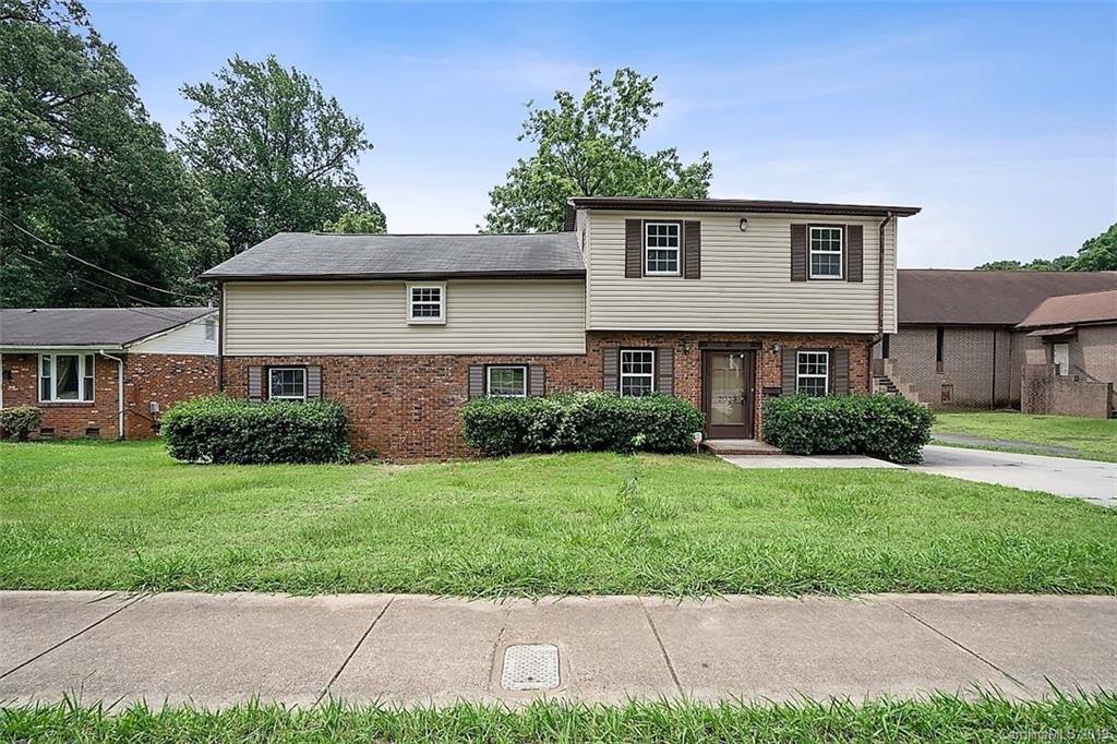 2029 Holly Street Charlotte NC 28216