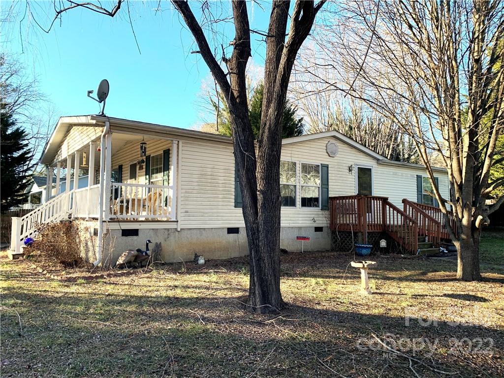 561 Bee Tree Road Swannanoa NC 28778