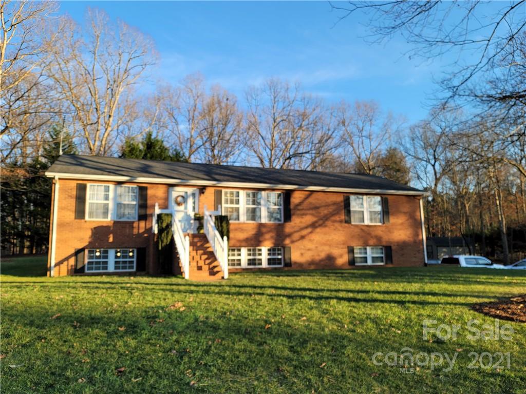 2330 25th Street Drive NE Hickory NC 28601