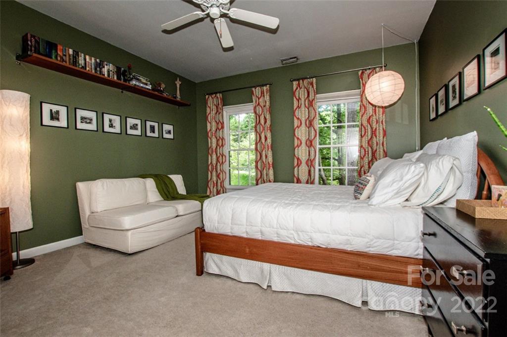 9131 Park Grove Street Huntersville NC 28078