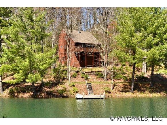 286 S. Sequoyah Lane Brevard NC 28712