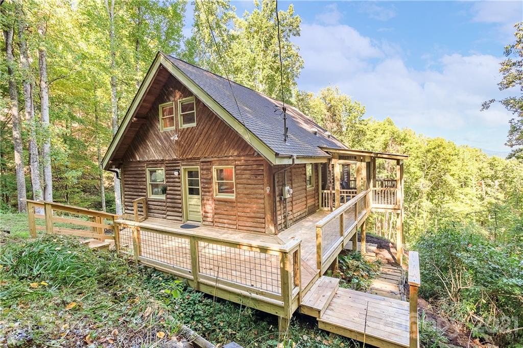 65 Pinebark Ridge Candler NC 28715