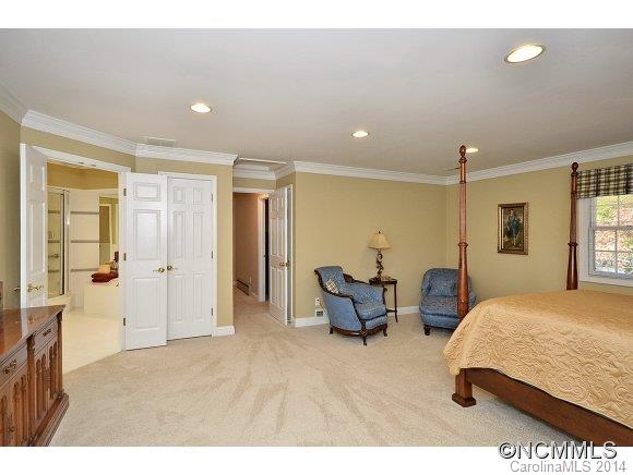 20 Ridgefield Place Asheville NC 28803