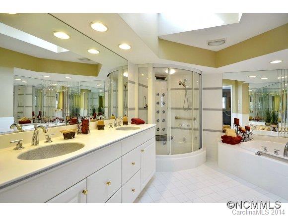 20 Ridgefield Place Asheville NC 28803