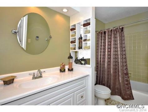 20 Ridgefield Place Asheville NC 28803