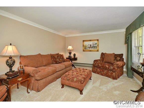 20 Ridgefield Place Asheville NC 28803