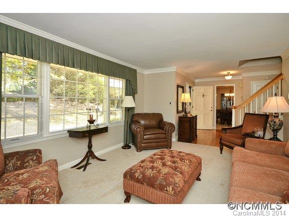20 Ridgefield Place Asheville NC 28803