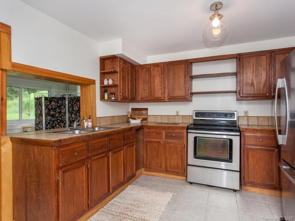 1048 Thomas Branch Road Marshall NC 28753