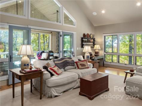 7 Snowbird Drive Asheville NC 28804
