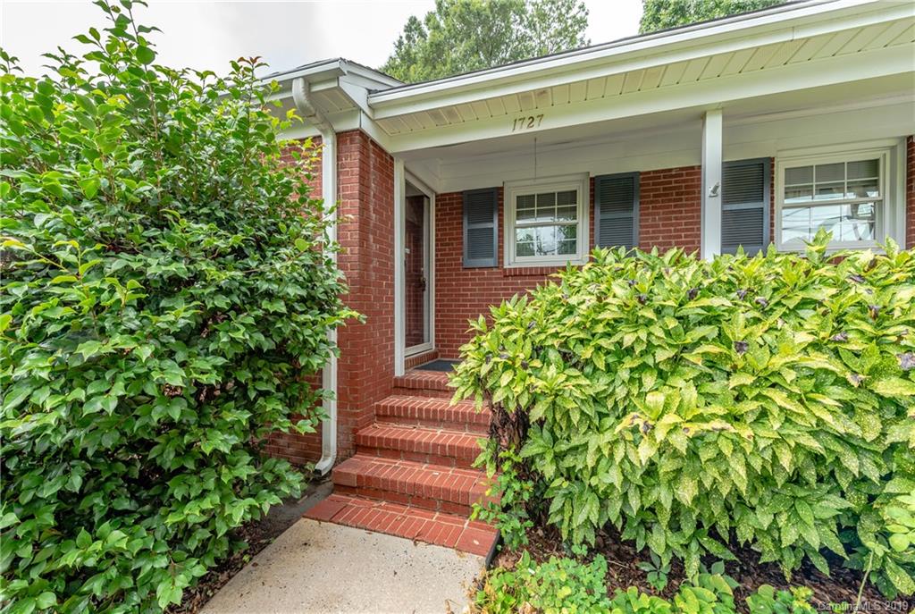 1727 Mineral Springs Road Charlotte NC 28262