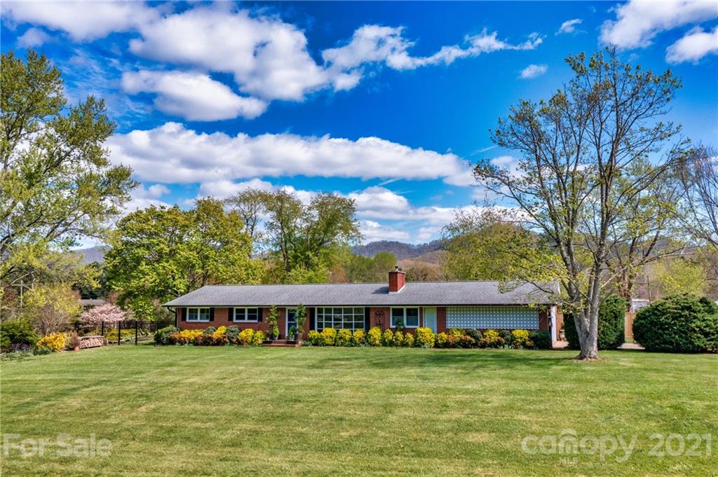 208 Wells Road Canton NC 28716