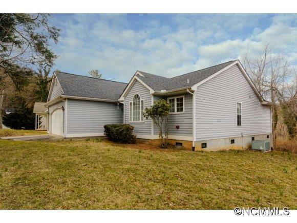 94 Aurora Drive Asheville NC 28805