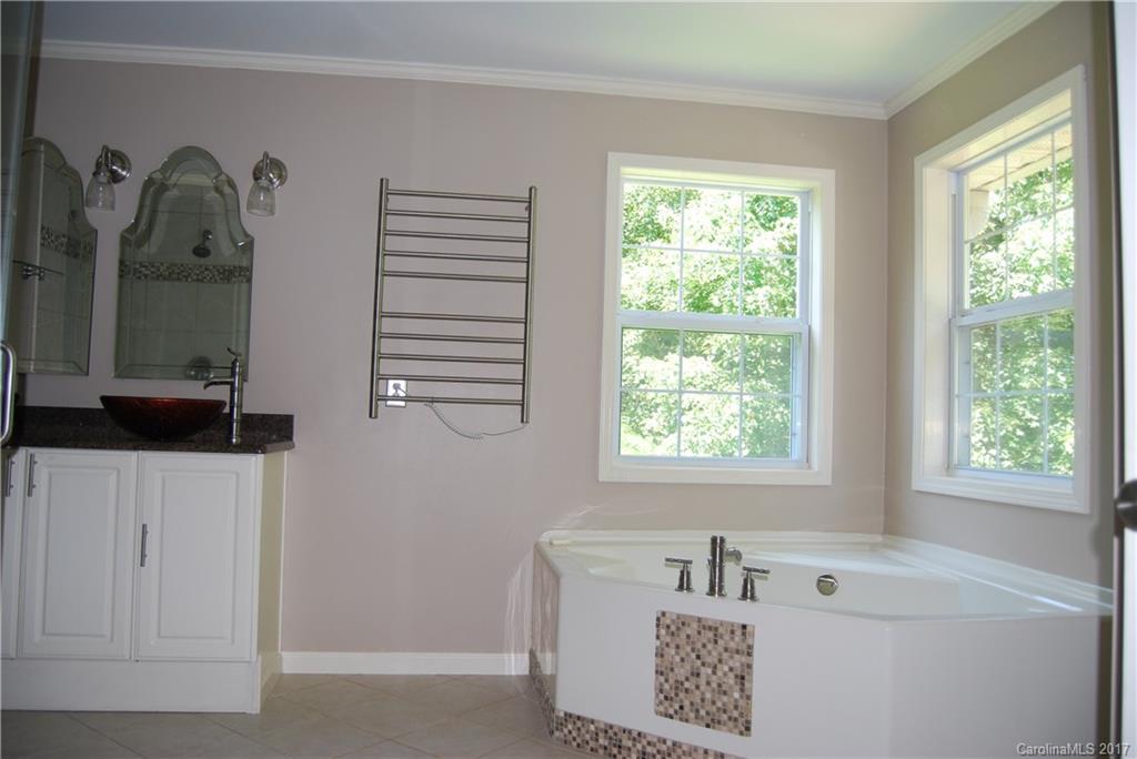 131 Maple Ridge Drive Old Fort NC 28762