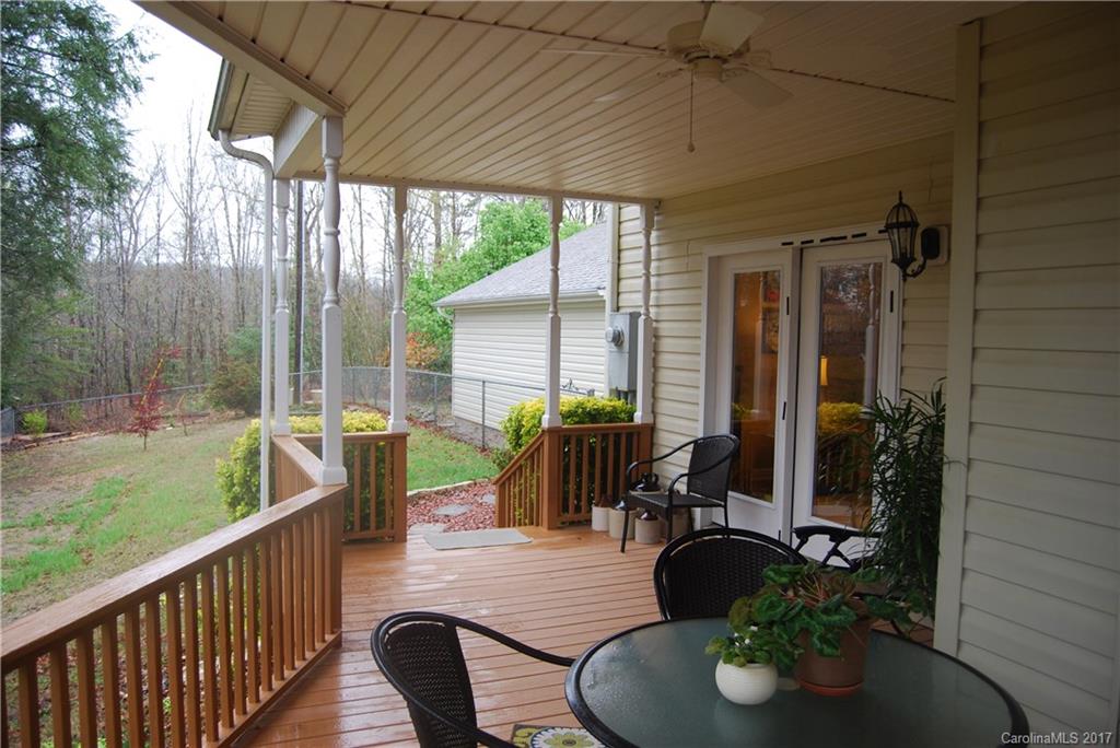 131 Maple Ridge Drive Old Fort NC 28762