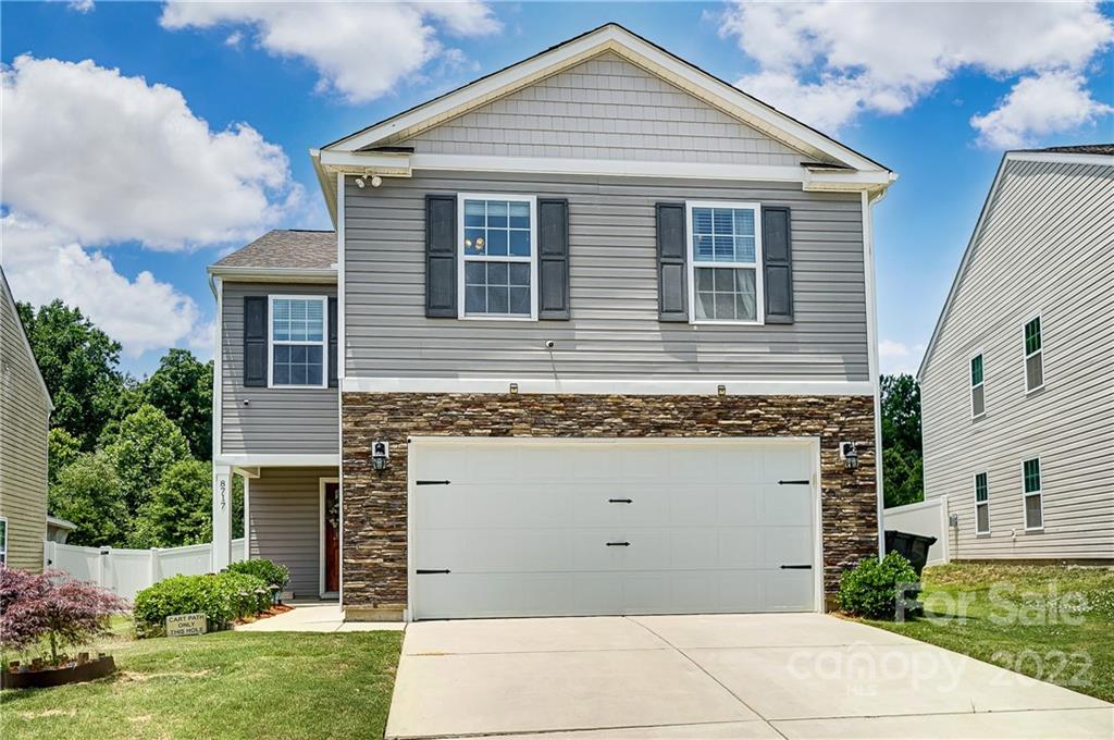 8717 Longnor Street Charlotte NC 28214