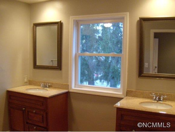 104 Glen Falls Road Asheville NC 28804