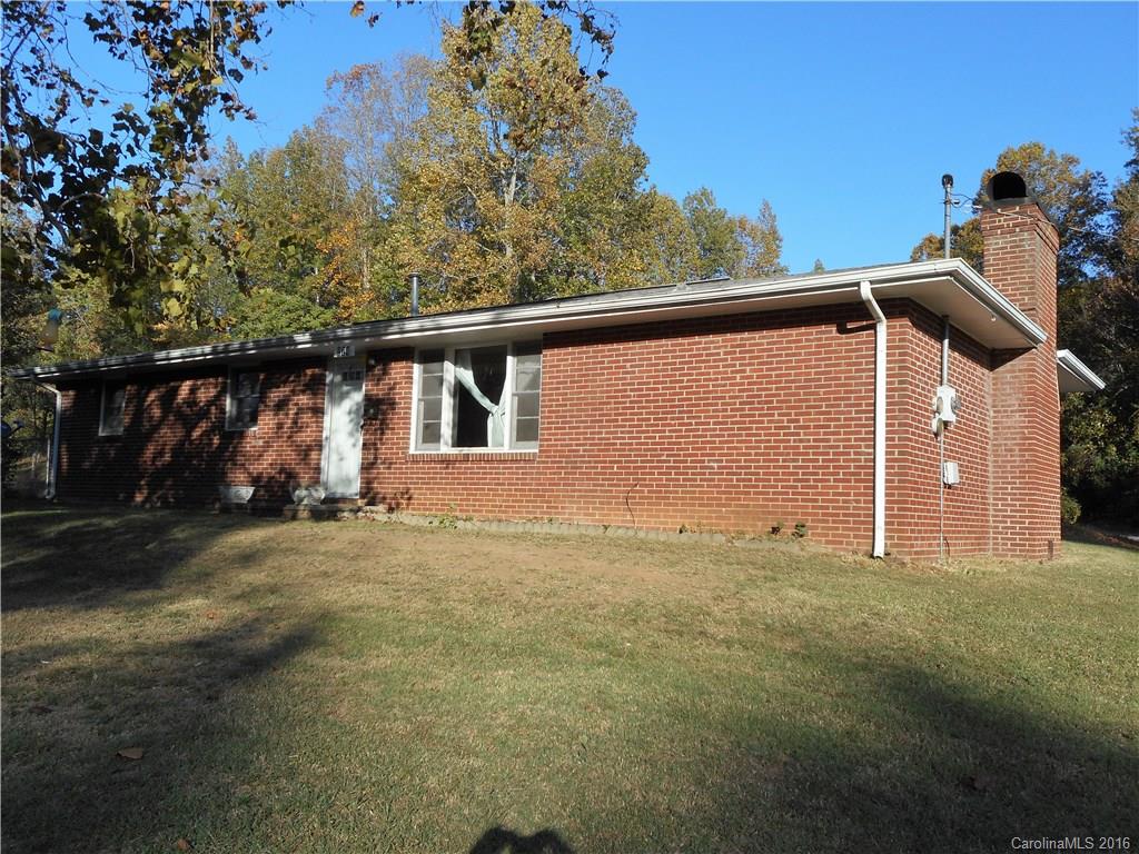 274 N Cleghorn Street Rutherfordton NC 28139