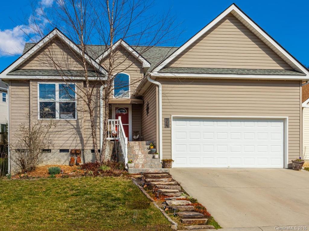 119 Woodcreek Circle Swannanoa NC 28778
