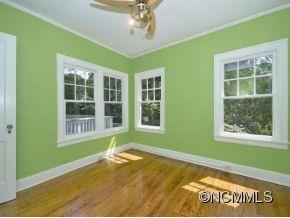 8 Sylvan Avenue Asheville NC 28801