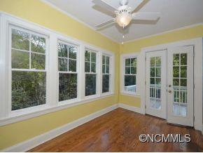 8 Sylvan Avenue Asheville NC 28801