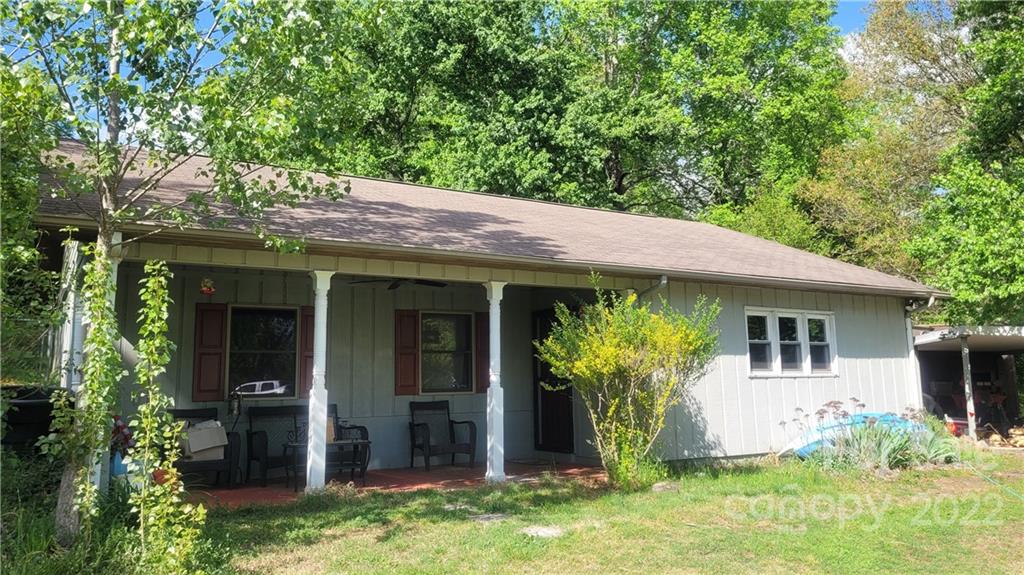 6 S Morgan Branch Road Candler NC 28715
