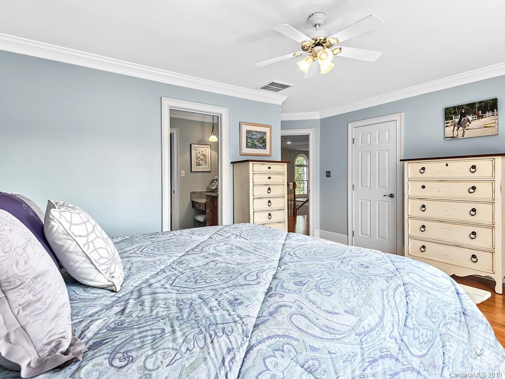 10 Devonshire Drive Weaverville NC 28787