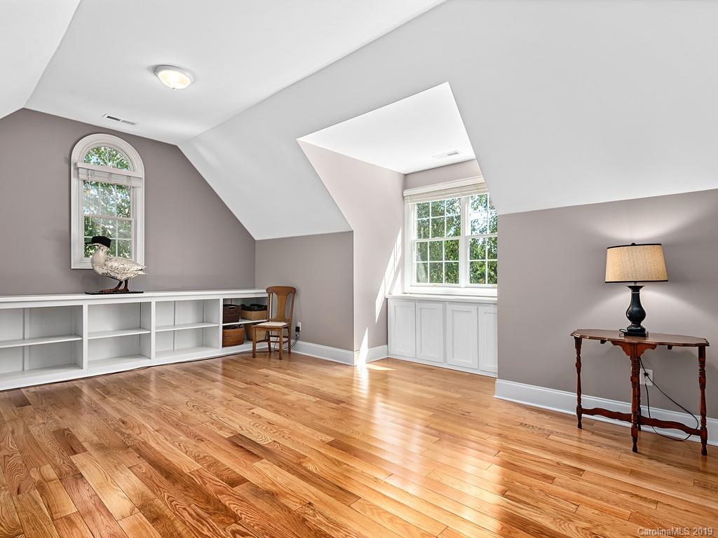 10 Devonshire Drive Weaverville NC 28787