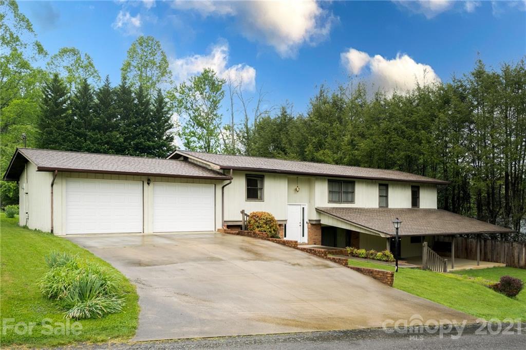 51 Cross Street Candler NC 28715