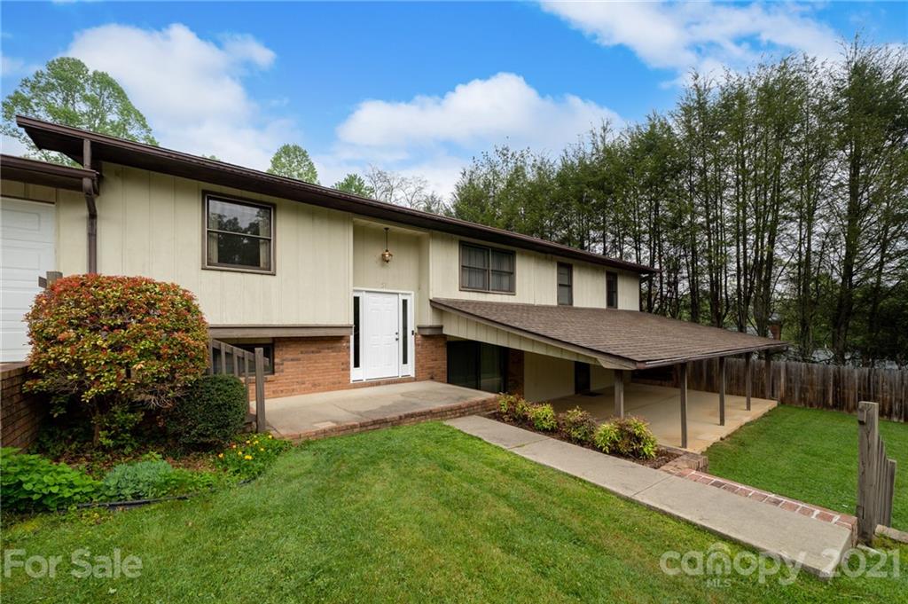 51 Cross Street Candler NC 28715