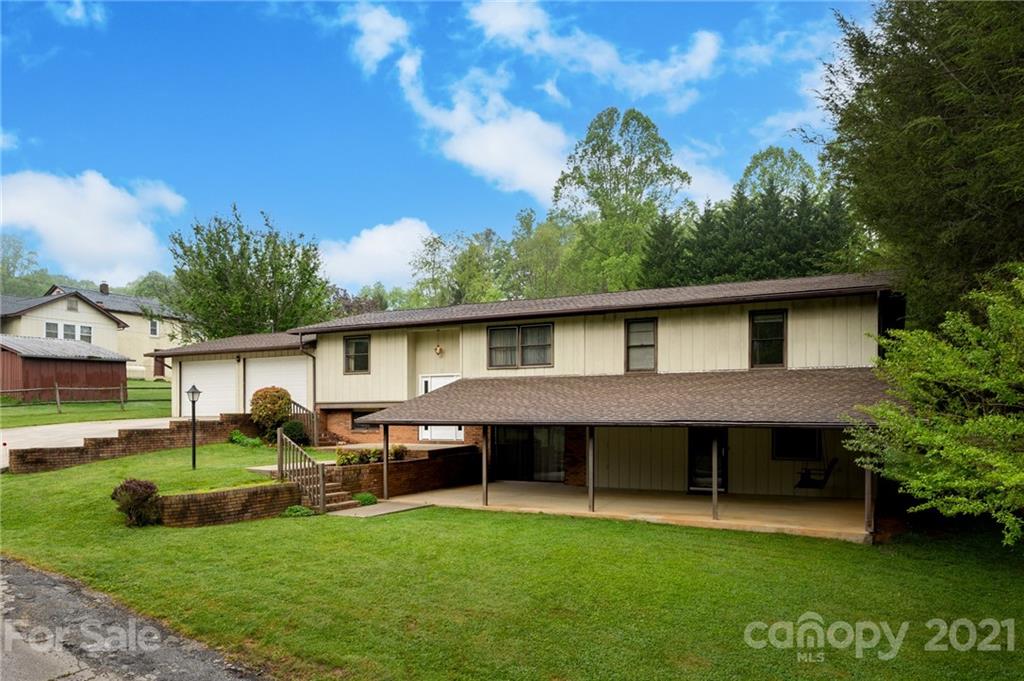 51 Cross Street Candler NC 28715