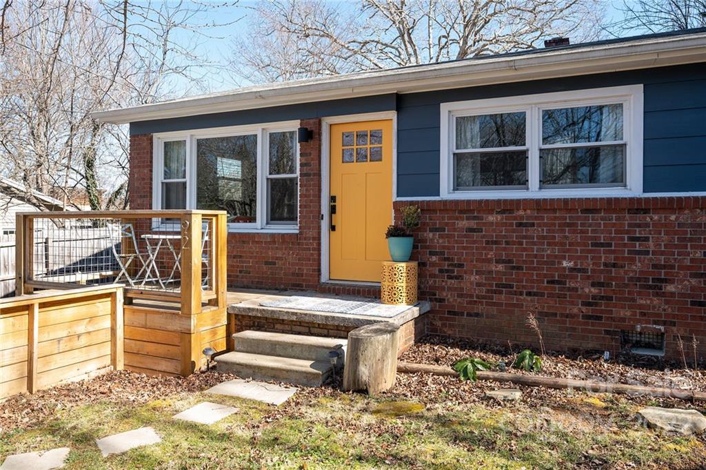 92 Nebraska Street Asheville NC 28806