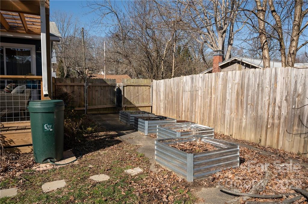 92 Nebraska Street Asheville NC 28806