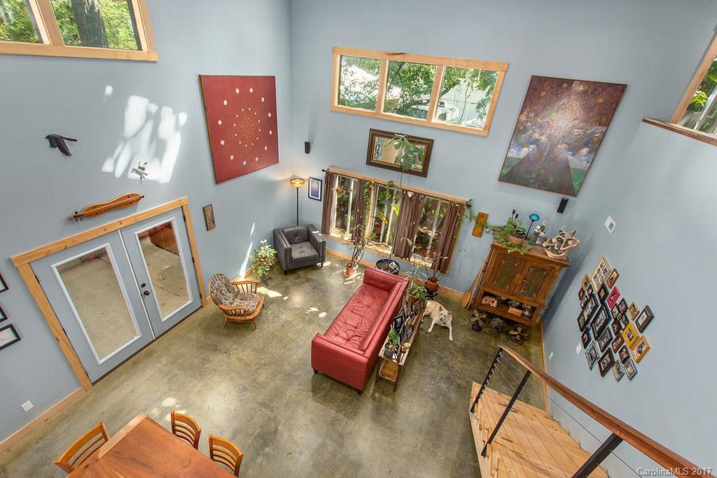 16 Olney Road Asheville NC 28806